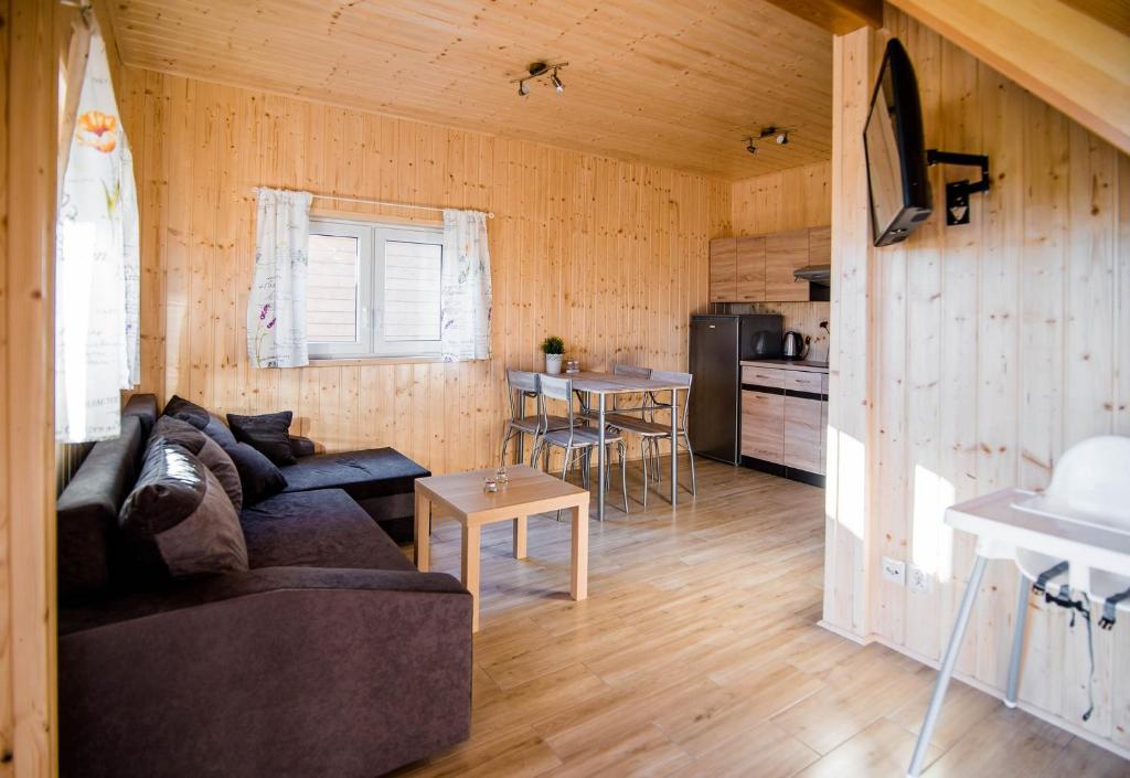 Kuchyň nebo kuchyňský kout v ubytování Ustecka Osada - Ustka (Przewłoka)