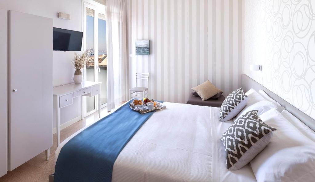 
Comfort Triple Room with Sea View
