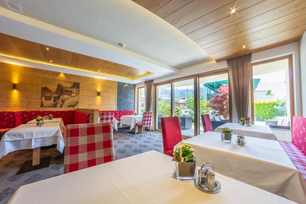 Posezení v ubytování Hotel Mehrhauser