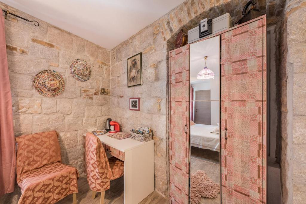 Koupelna v ubytování Kovacic Rooms
