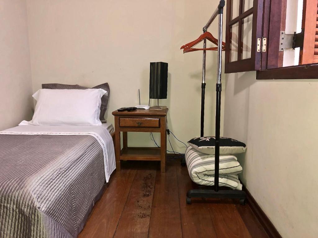  Ampla Suíte grande com Hidro em sobrado grande no meio do Brooklin