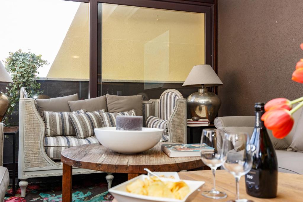 BB 22 Charming Rooms & Apartments - 11