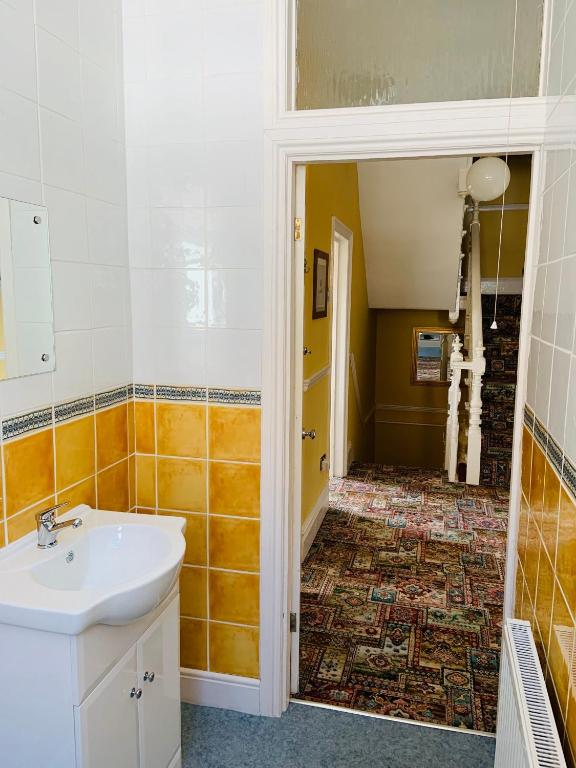 Koupelna v ubytování Rockleaze Guesthouse