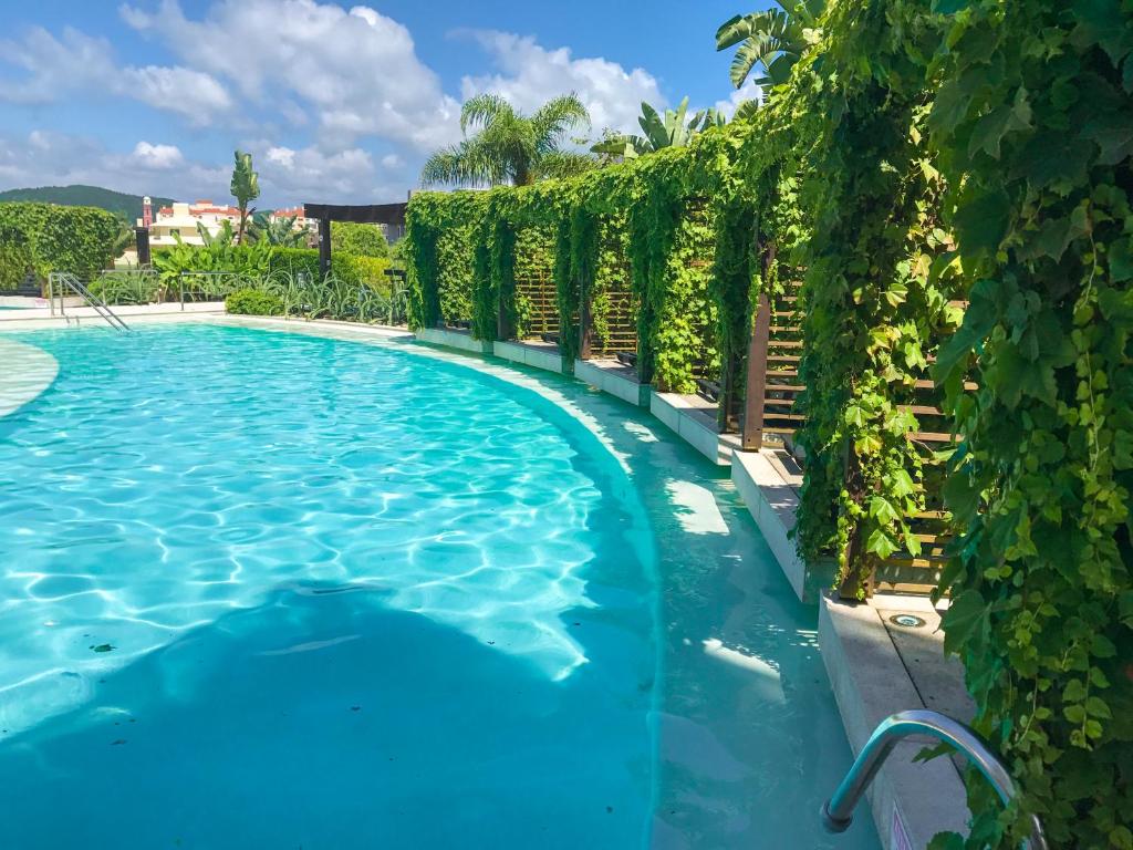  Apartamento de 2 quartos no luxuoso condomínio Jay