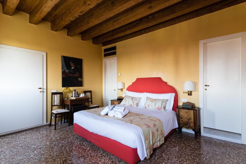 Locanda Ai Santi Apostoli Sul Canal Grande - Ferretti Hotels Collection - Camera Doppia Superior Con Vista Canal Grande