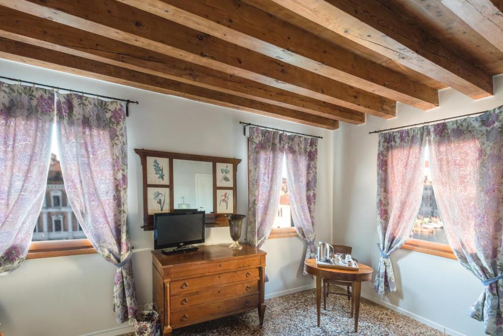 Locanda Ai Santi Apostoli Sul Canal Grande - Ferretti Hotels Collection - Resim 14