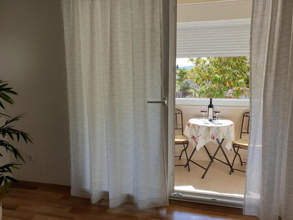 Fotografia z galérie ubytovania Apartment LANA Kaštel Stari v destinácii Kaštela
