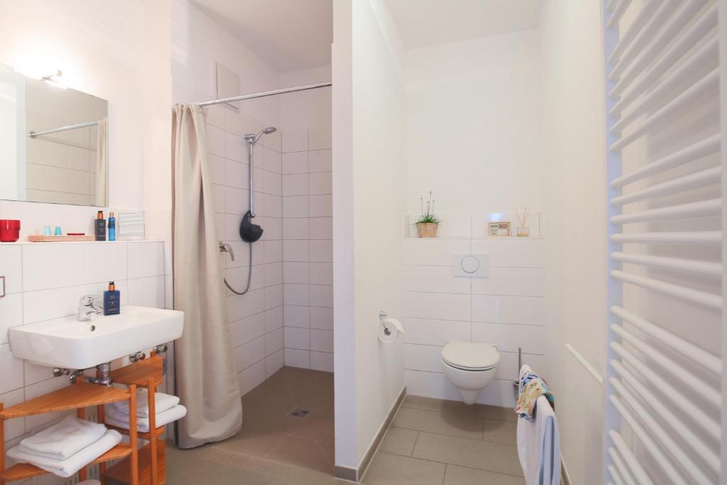 Koupelna v ubytování Appartements Villa Schwanenteich