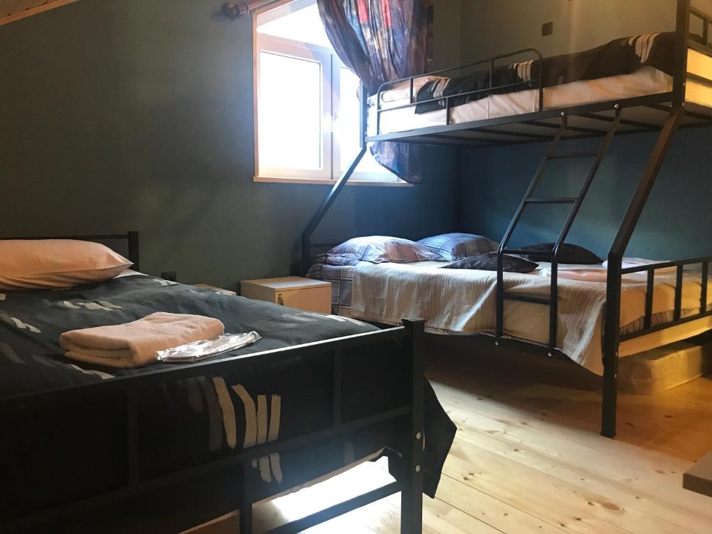 Postel nebo postele na pokoji v ubytování Garden Hotel Pasanauri since 1892