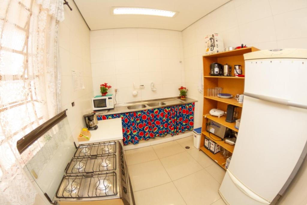  OBA 18 - QUARTO CASAL no BAIRRO DA LIBERDADE