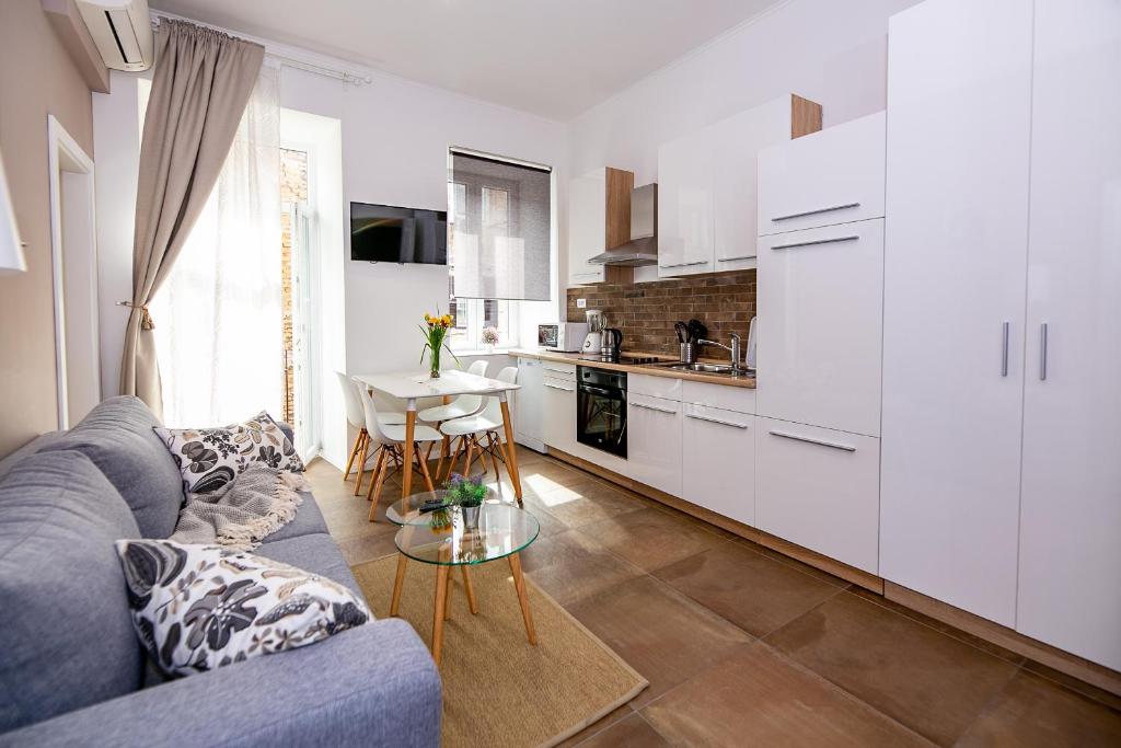 Kuchyňa alebo kuchynka v ubytovaní Apartments Bella Fiume