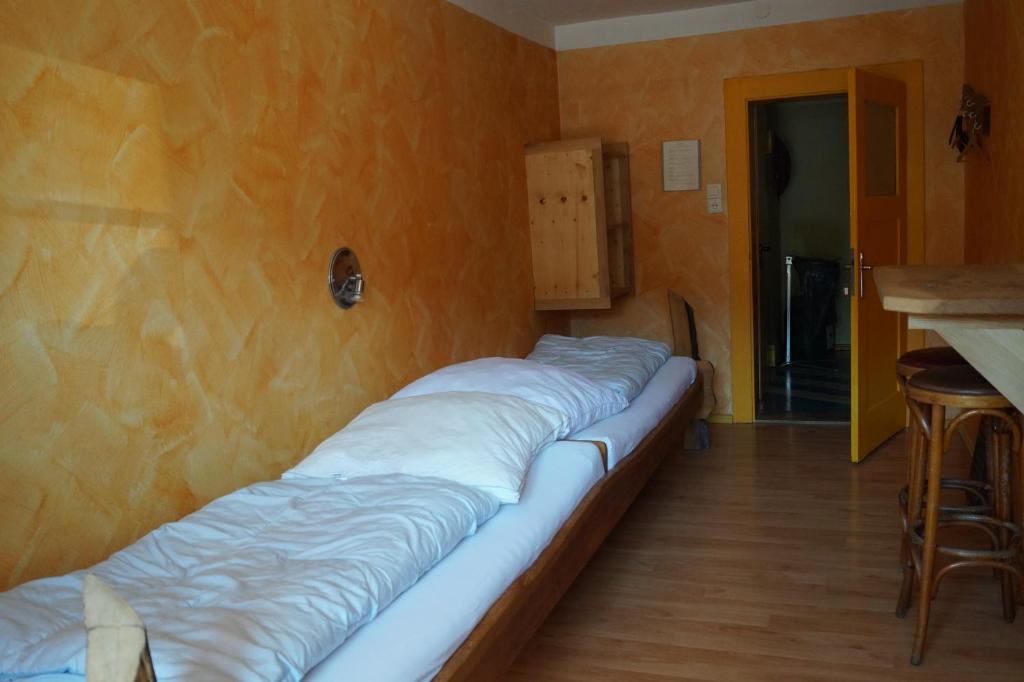 Postel nebo postele na pokoji v ubytování Schiff Bihlerdorf - Hostel