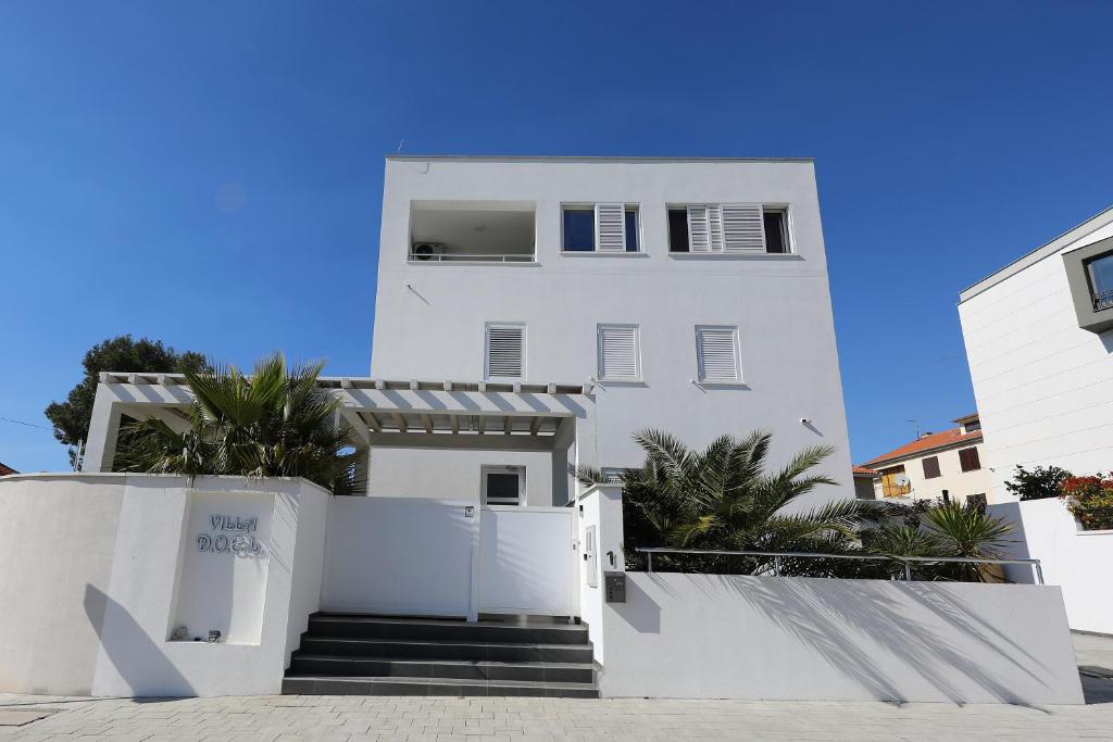 Villa DOEL