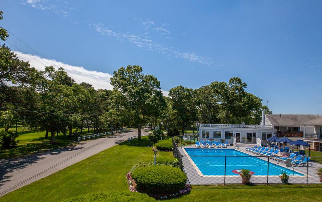 Blue Rock Resort photo