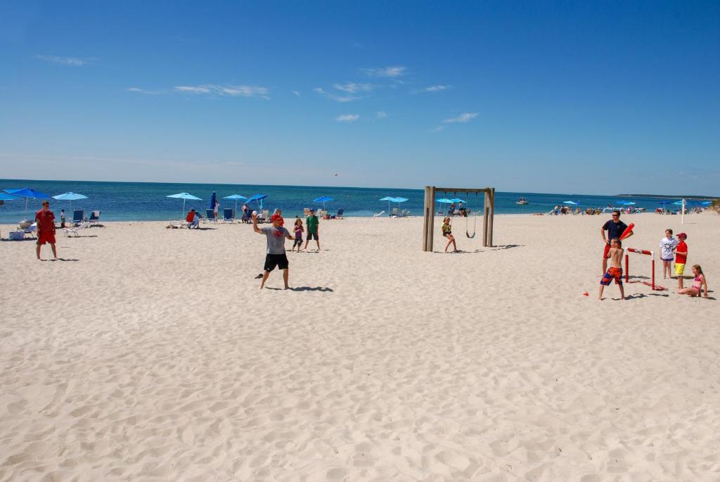 Riviera Beach Resort photo
