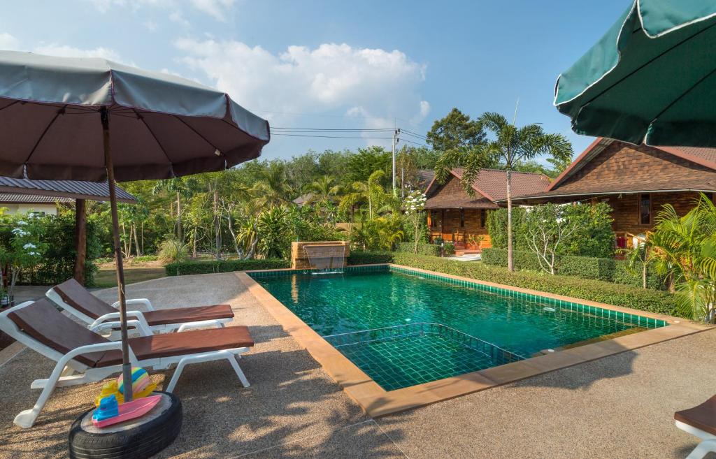 Pinthong Aonang Villa photo