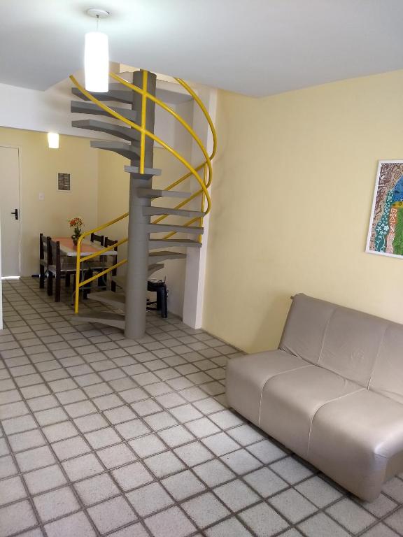  Duplex Mobiliado na Praia