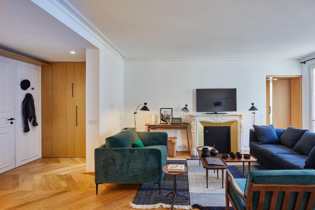 RESIDENCES HARCOURT - Ile Saint Louis - PARIS - 3