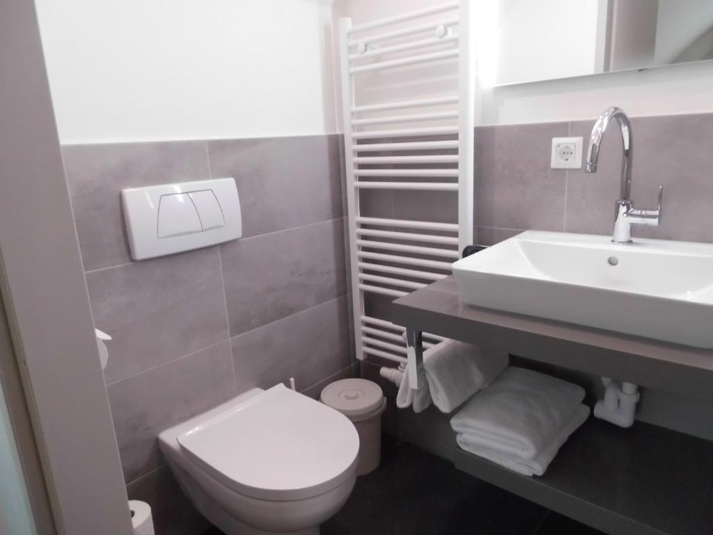 Pension Elisabeth - Rooms & Apartments - 6