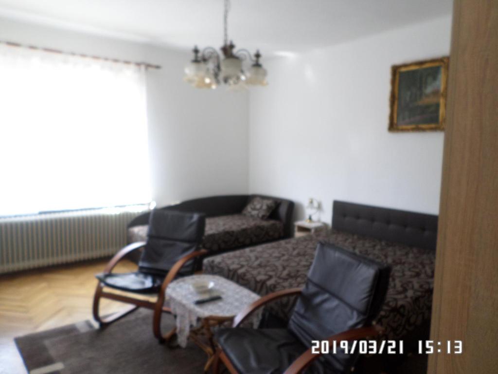 Posedenie v ubytovaní Rita apartman