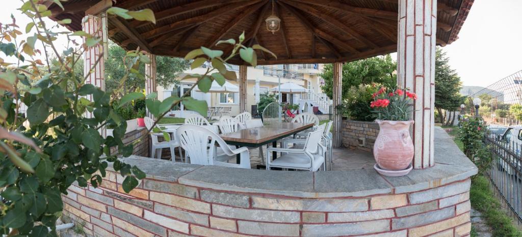 Balkón nebo terasa v ubytování Xenios Zeus