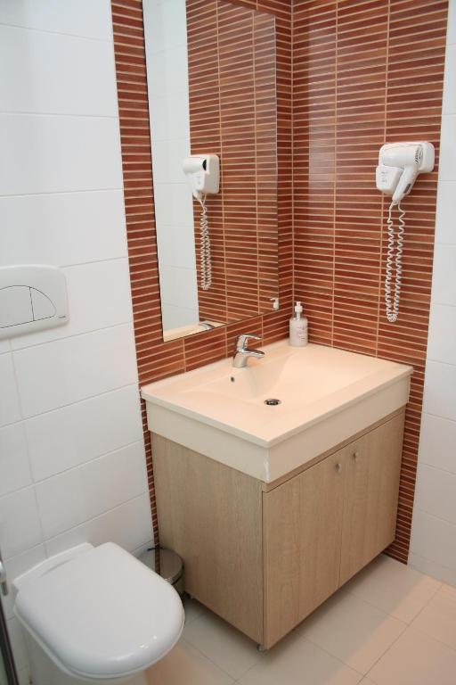 Top Rooms Aparthotel - Resim 22