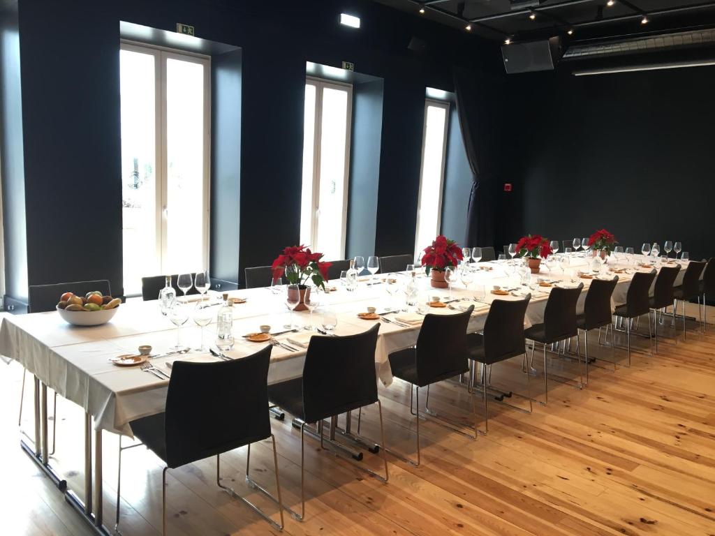 Hotel Convento do Salvador - Resim 41