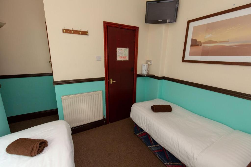 The Riviera Hotel - Resim 12