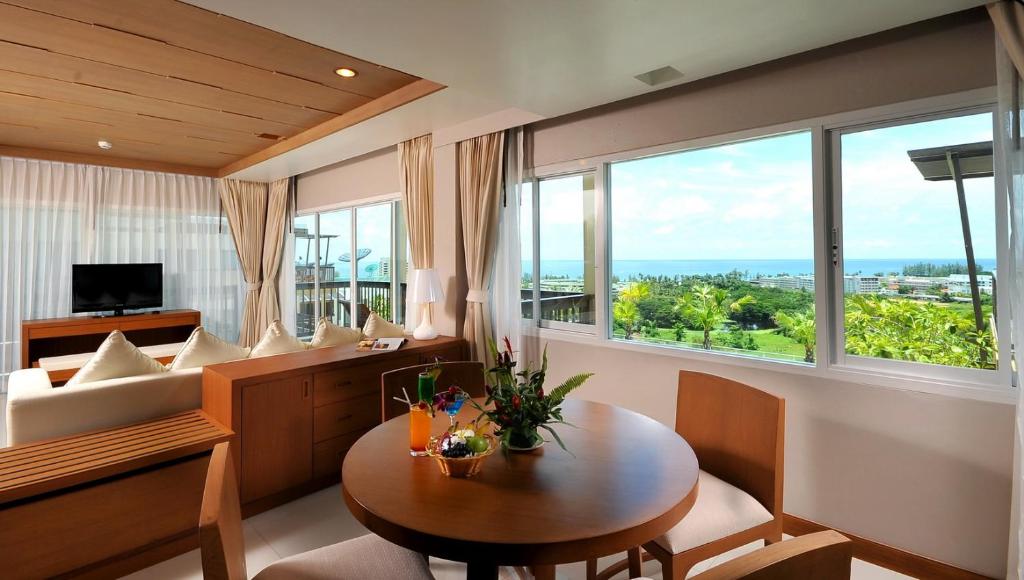 TV a/nebo společenská místnost v ubytování Princess Seaview Resort & Spa - SHA Plus