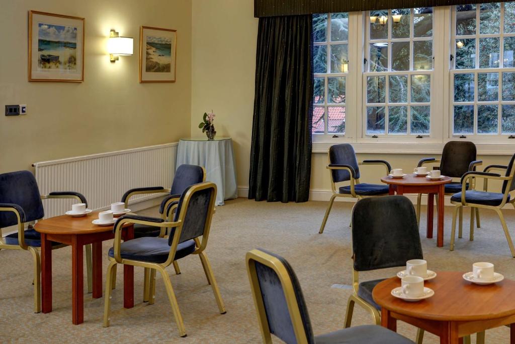 Best Western Kings Manor - Resim 28