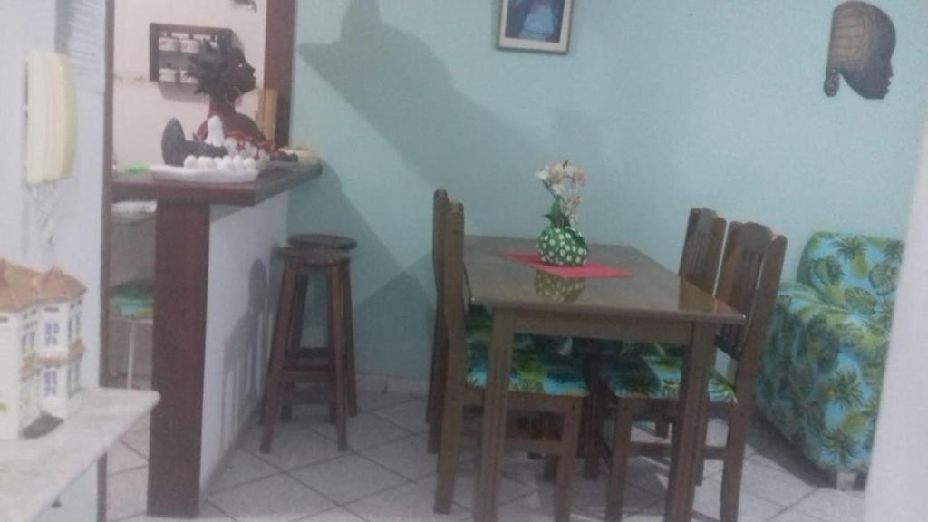  Casa de veraneio em condomínio em Cabo Frio - Ogiva
