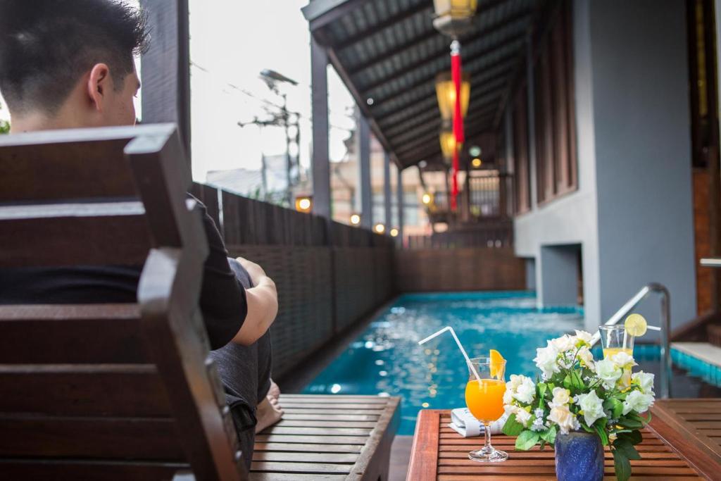 Night Bazaar Inn - Resim 12