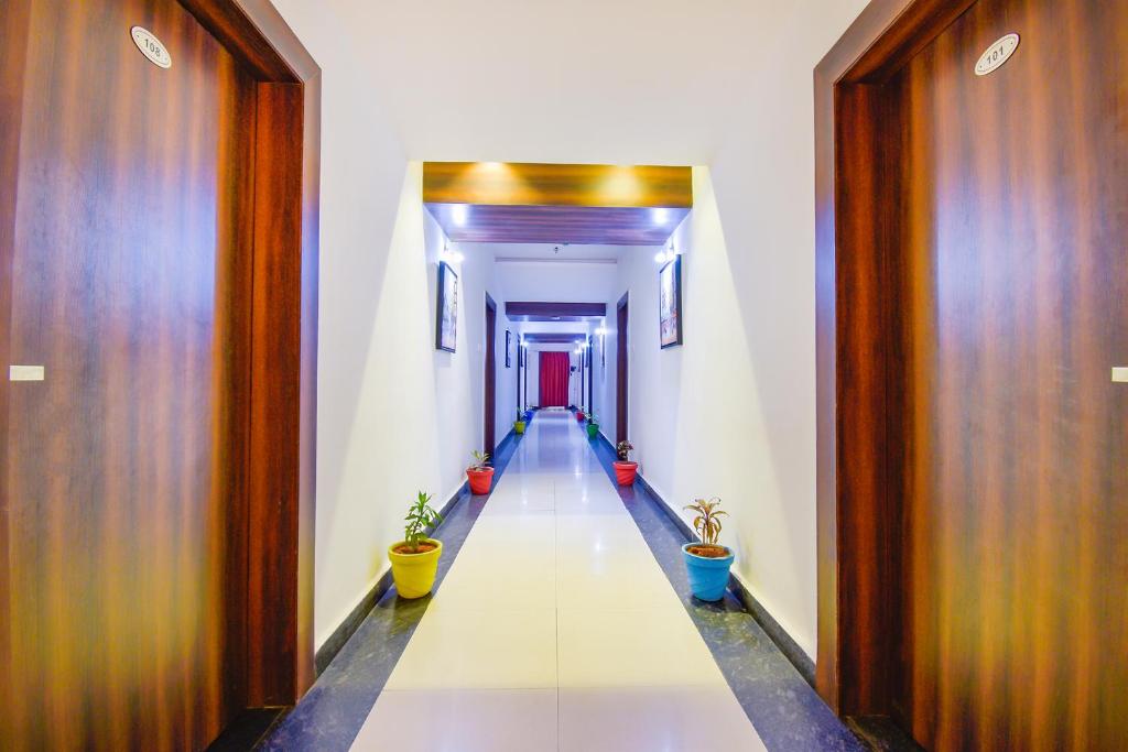 Fotografie z fotogalerie ubytování FabHotel Pentagon Next - Bhubaneswar Railway Station v destinaci Bhuvanéšvar