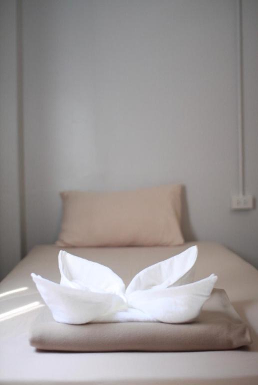 Postel nebo postele na pokoji v ubytování Ler Hostel 65