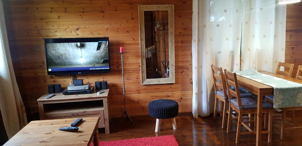 TV a/nebo společenská místnost v ubytování A Place To Dream
