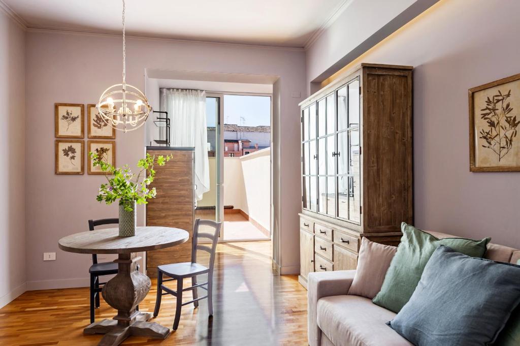 Ferrini Home - Etnea Collection - Apartment With Terrace