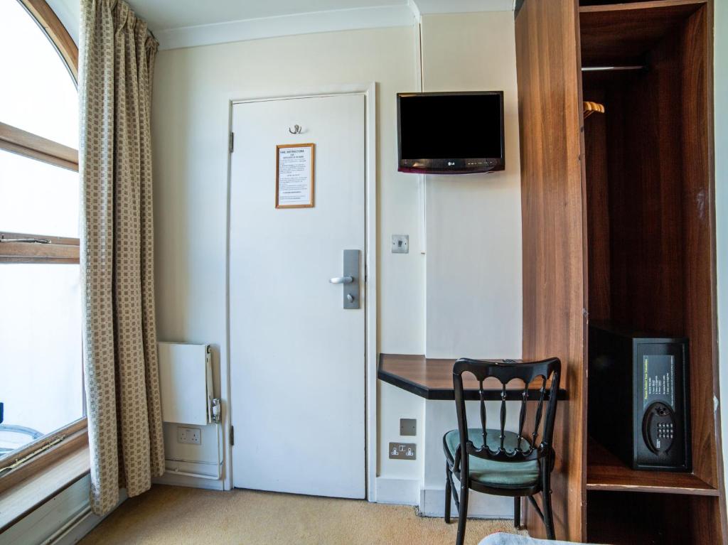 Elysee Hyde Park - Resim 21