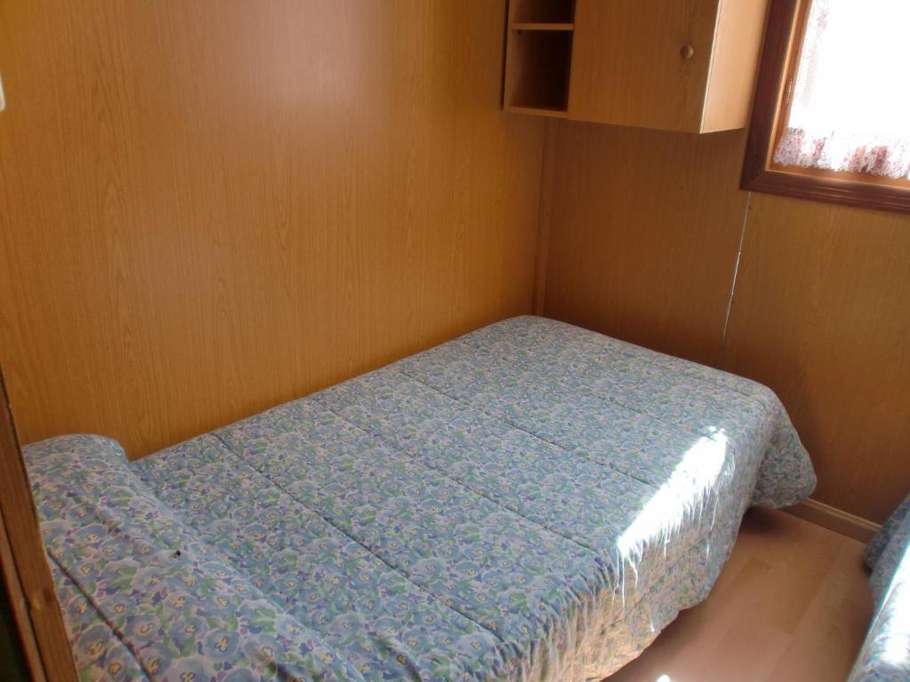 Postel nebo postele na pokoji v ubytování Camping Ainsa