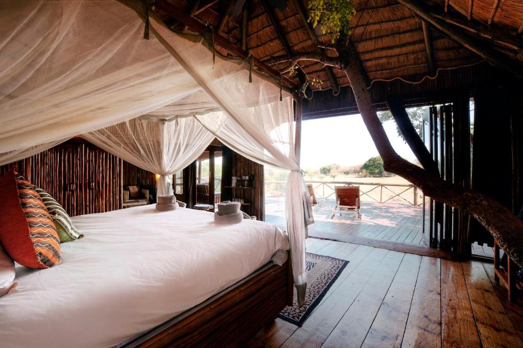 Pezulu Tree House Lodge - Deluxe Double Room с балконом