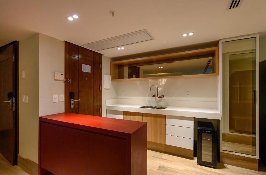  Vogal Luxury Beach Hotel & SPA