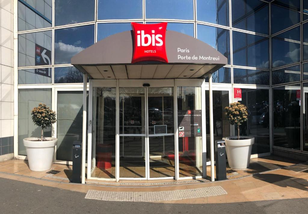 ibis Paris Porte de Montreuil photo