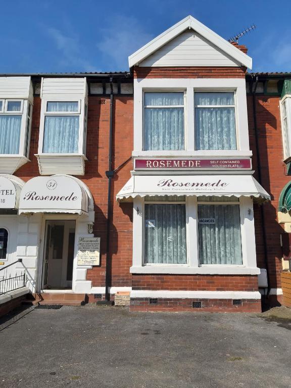 Rosemede Holiday Flats, Blackpool – Updated 2022 Prices