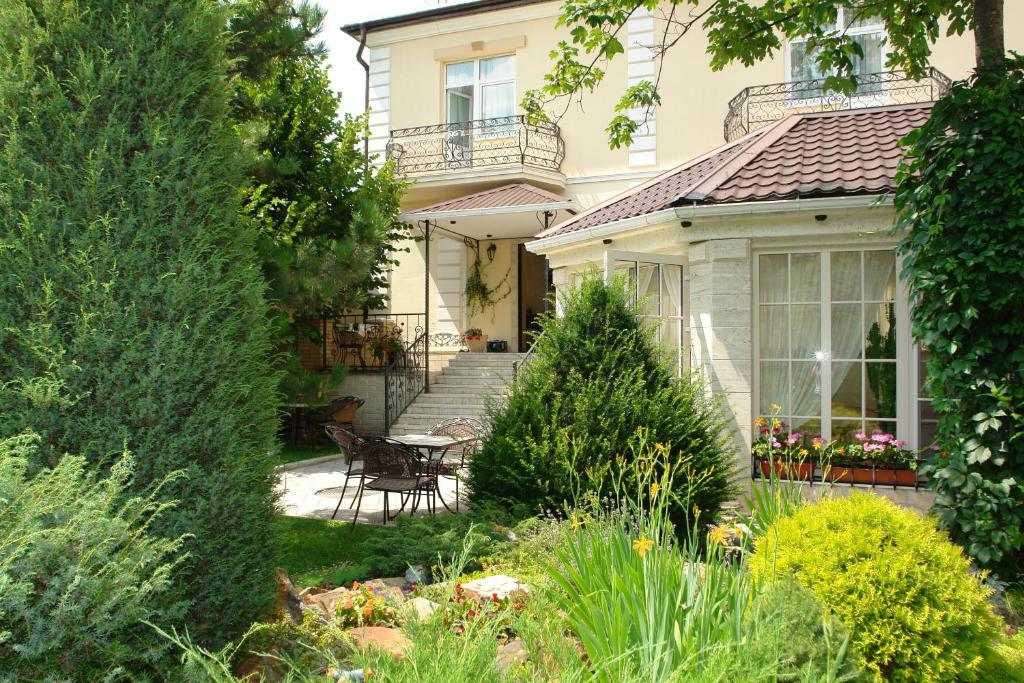 Crokus SPA - Housity