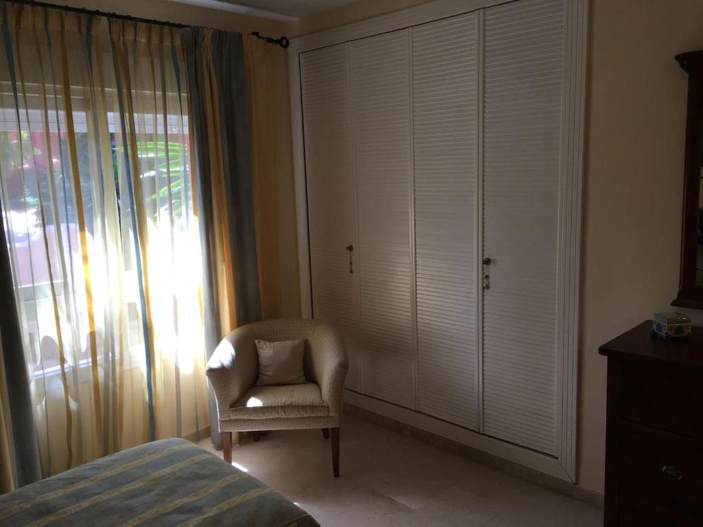 Posteľ alebo postele v izbe v ubytovaní Luxury Apartment in 5 Star Urbanization