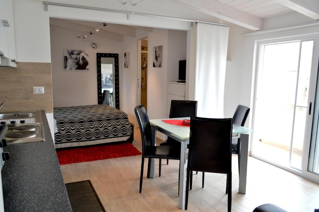 Albergo Diffuso Dimora Rossi B&B - 双人休息室