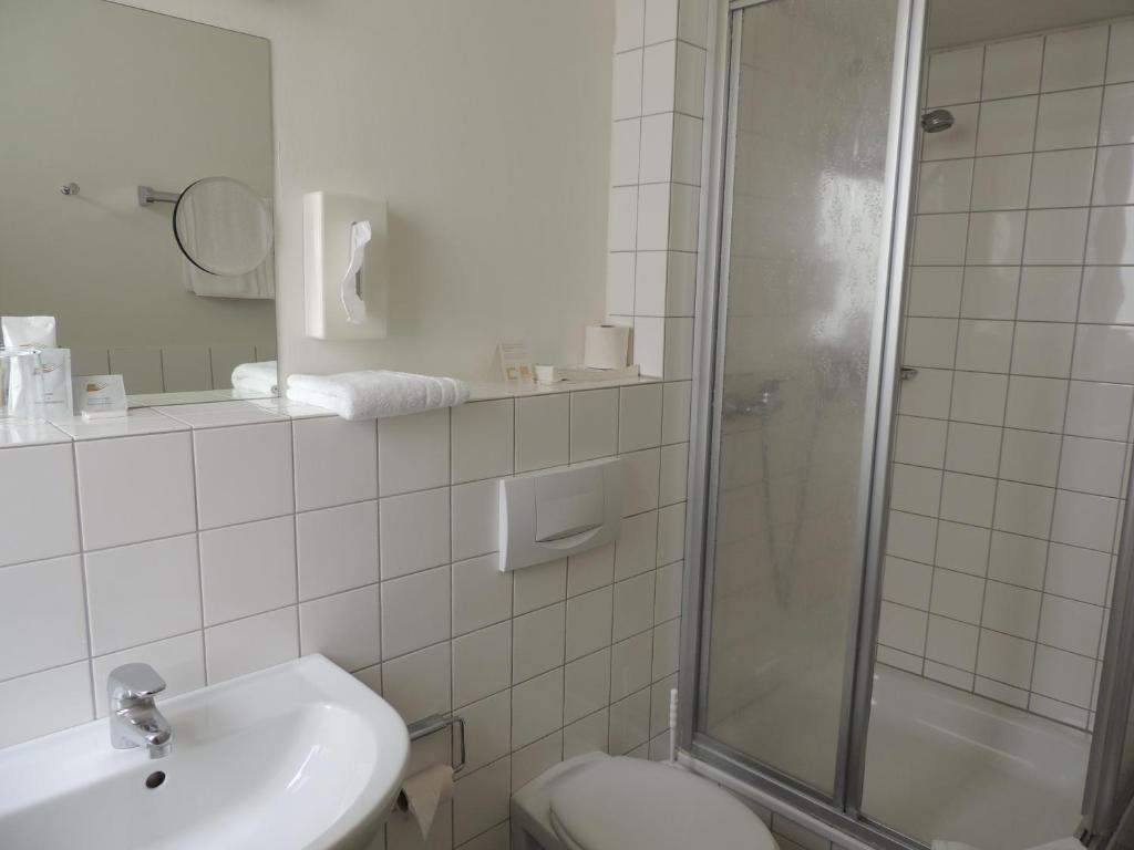 Koupelna v ubytování CVJM Düsseldorf Hotel & Tagung