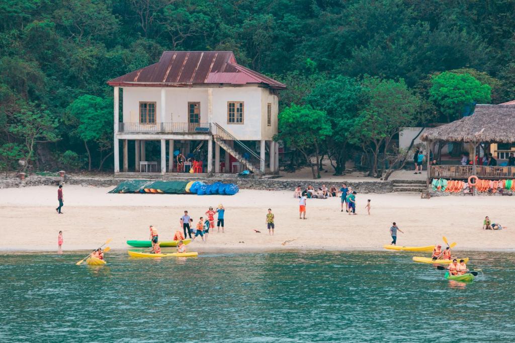 Catba Island Hotel