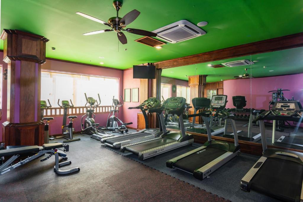 Fitness centrum a/nebo fitness zařízení v ubytování Empress Angkor Resort & Spa