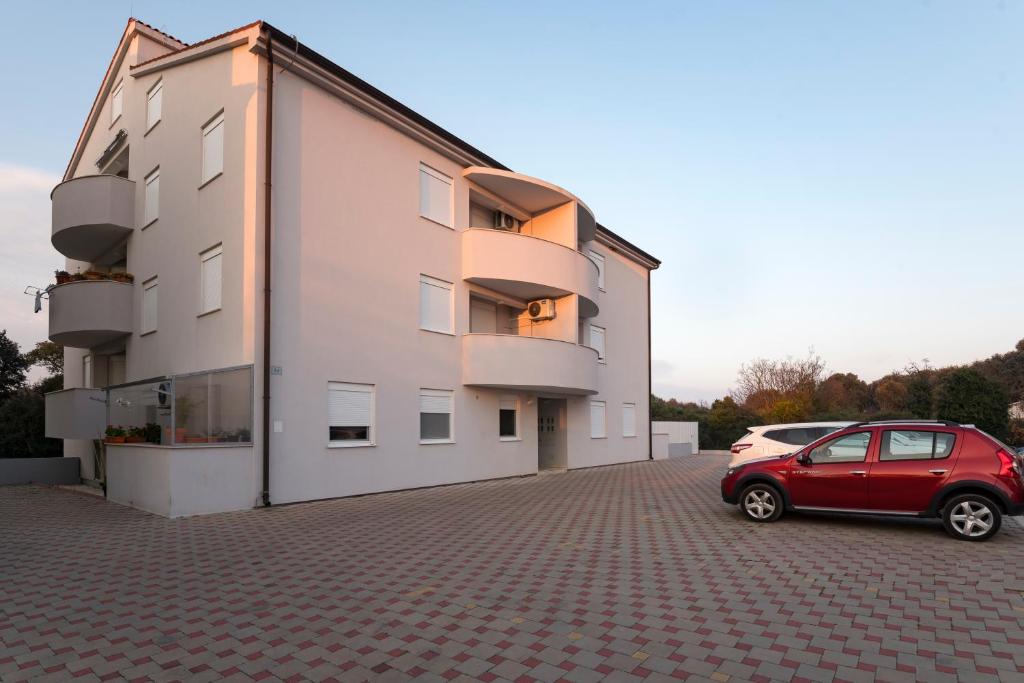 Budova, v ktorej sa apartmán nachádza
