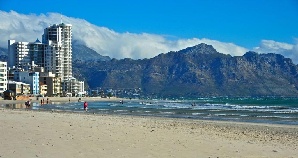 BEACHFRONT APARTMENT STRAND WESTERN CAPE, Cape Town – Updated 2022 Prices